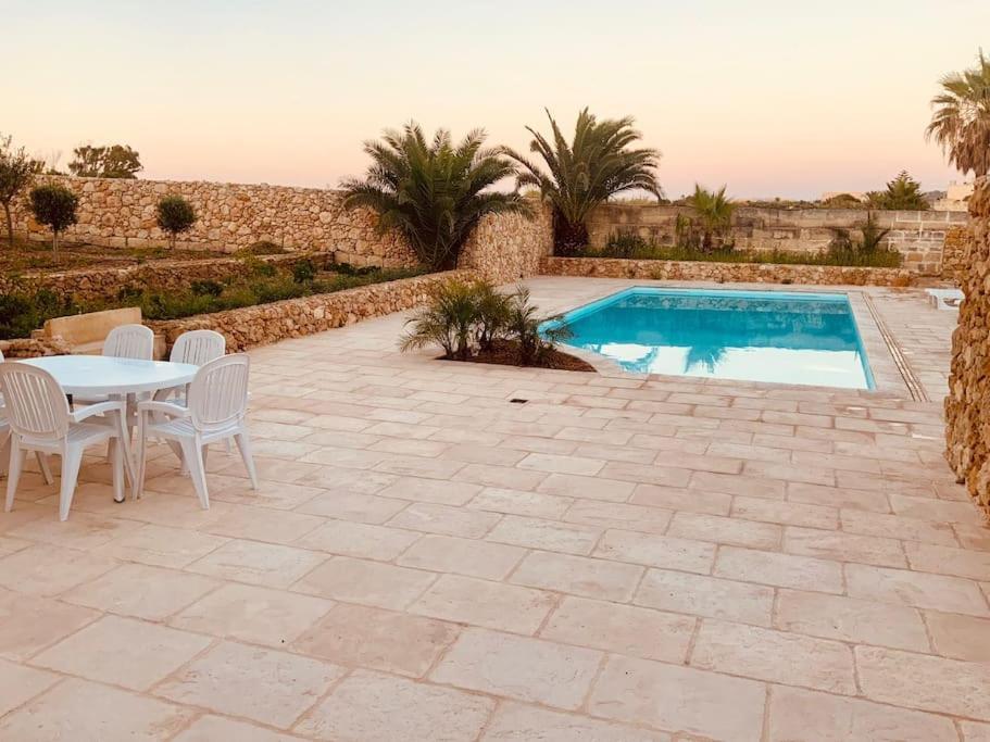 Farmhouse Villa With Large Pool And Garden In Gozo 가르브 외부 사진