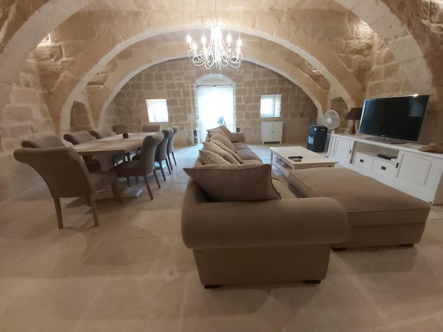 Farmhouse Villa With Large Pool And Garden In Gozo 가르브 외부 사진