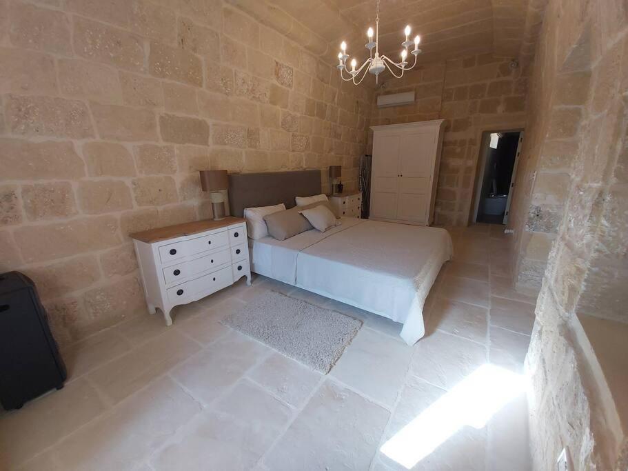 Farmhouse Villa With Large Pool And Garden In Gozo 가르브 외부 사진