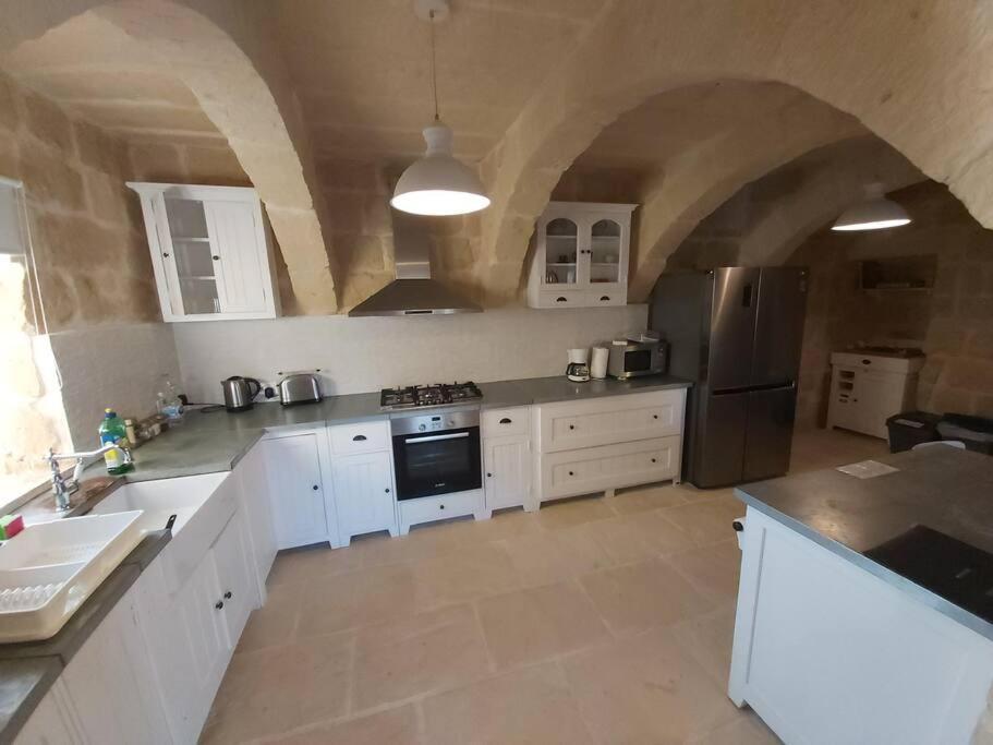 Farmhouse Villa With Large Pool And Garden In Gozo 가르브 외부 사진